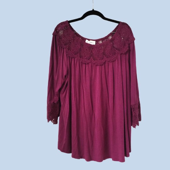 Peck & Peck Tops - Peck & Peck Purple 3/4 Sleeve Top W/Crochet Trim